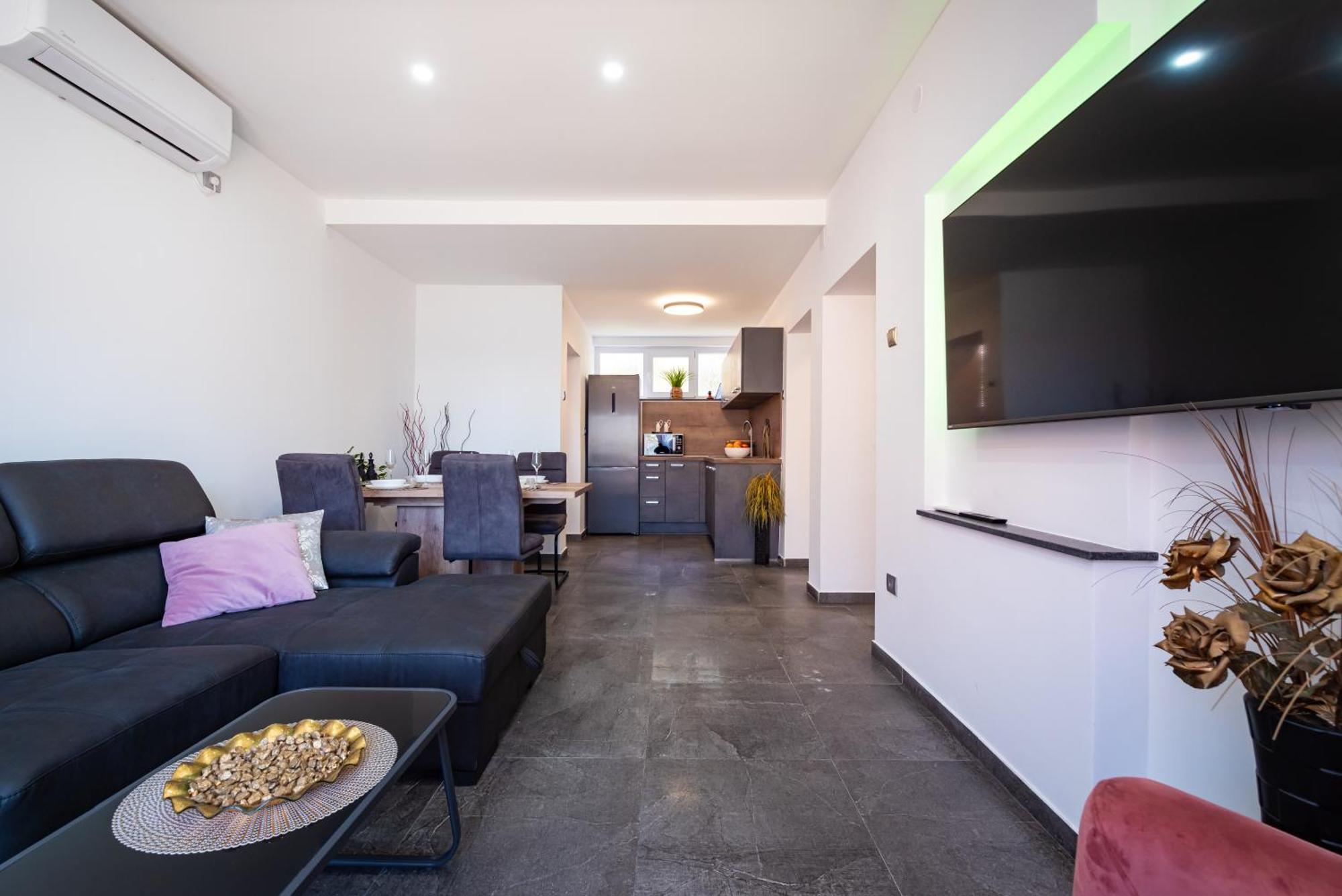 Appartamento Kolovare Garden Oasis - First Row By Sea Zara Esterno foto