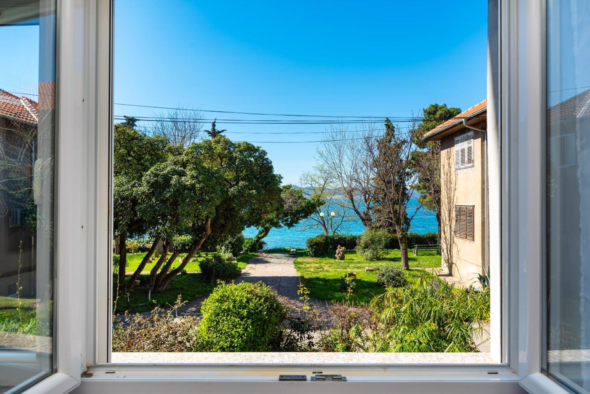 Appartamento Kolovare Garden Oasis - First Row By Sea Zara Esterno foto