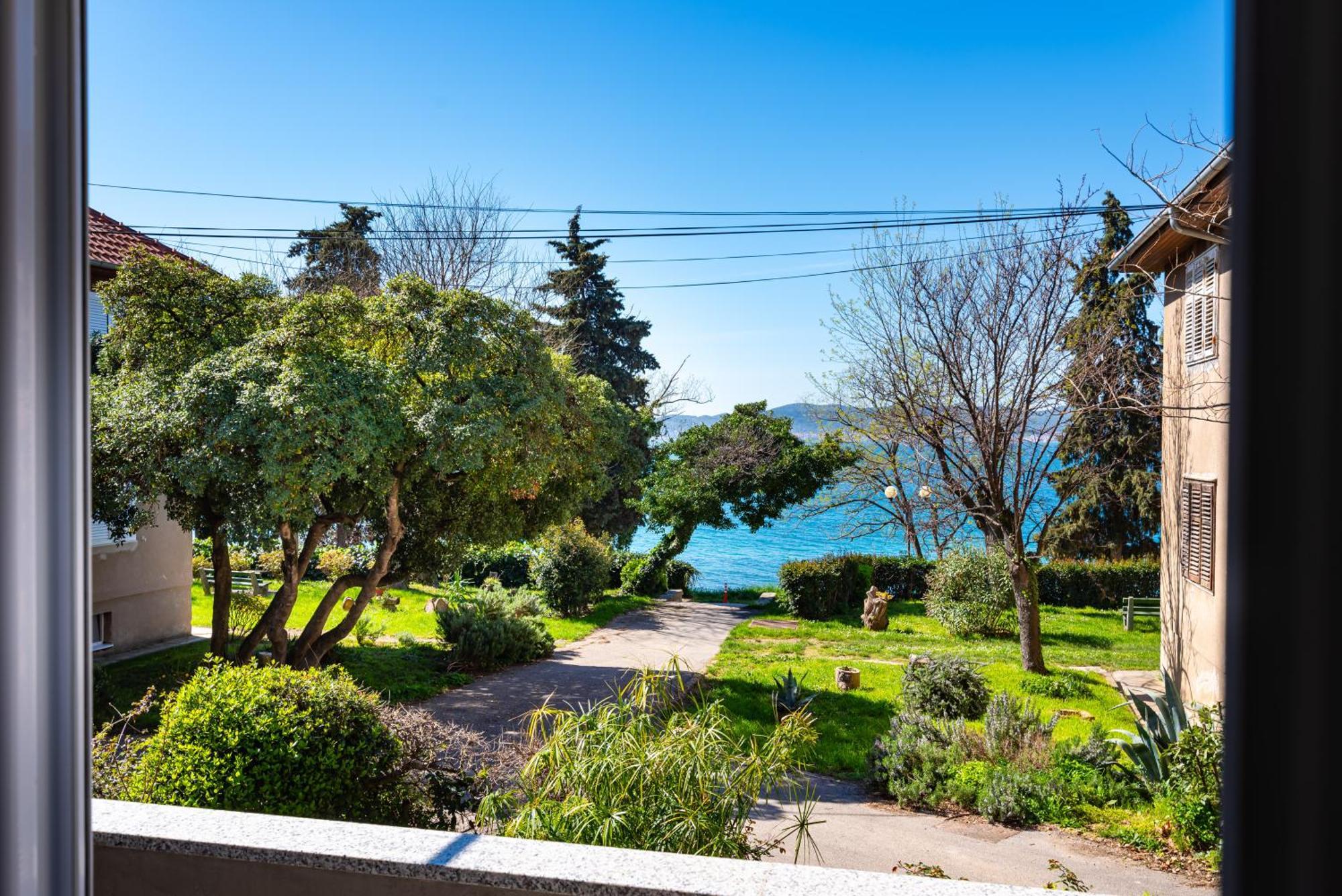 Appartamento Kolovare Garden Oasis - First Row By Sea Zara Esterno foto